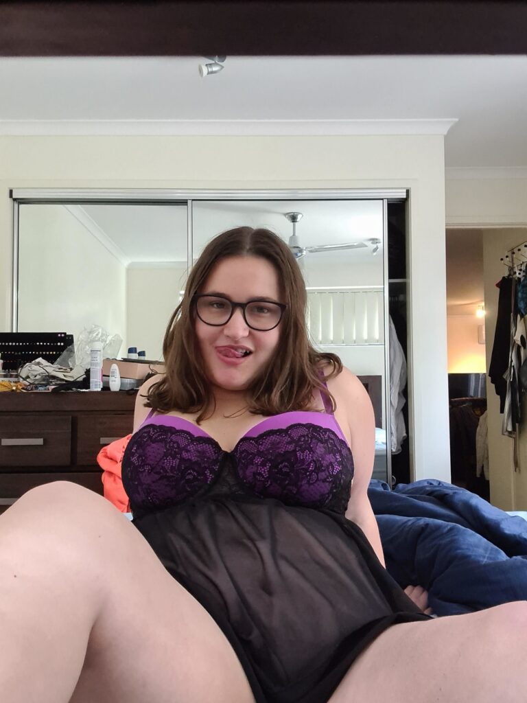 Vanesa 1 Seksi debeljuca BG napaljena