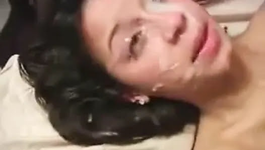 Sa zenom za praznik 1 svrsavanje po licu