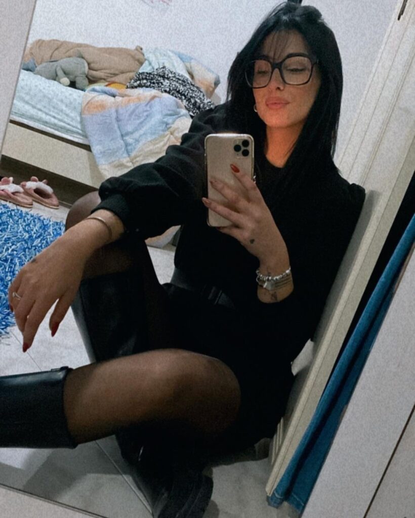 Crnokosa fatalna Tanja 1 Crnokosa fatalna Tanja