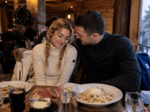 Avantura na skijalištu 1.deo 2 slatka koleginica