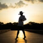 Znaci da se Devojka Igra sa Vama 1. Deo zgodna milf